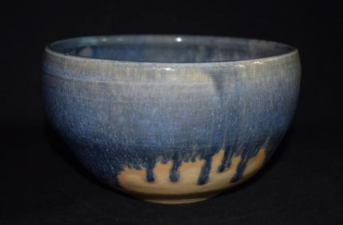 Bowl with drips